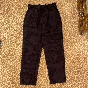 Camo lululemon pants